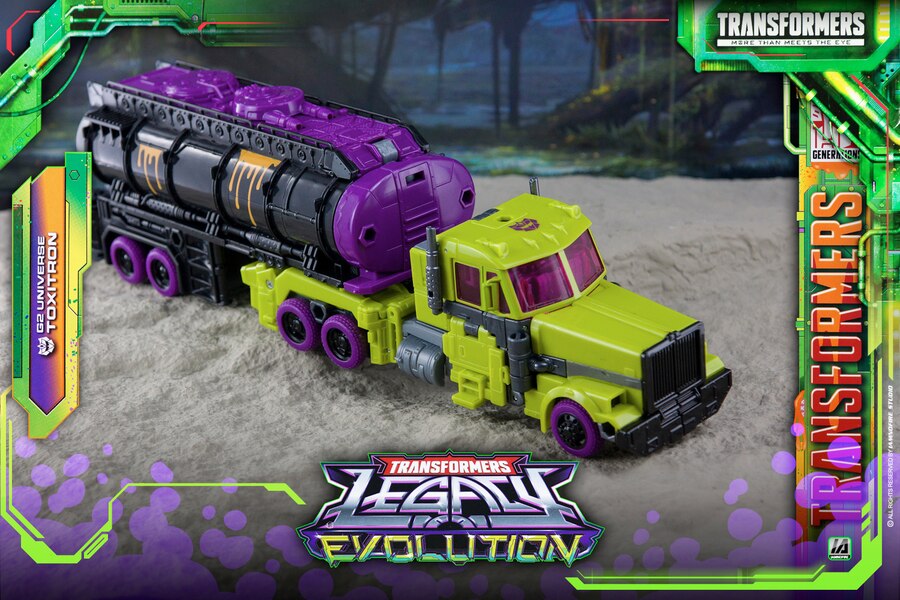 Legacy Evolution G2 Universe Toxitron Leader Toy Photography By IAMNOFIRE  (3 of 17)